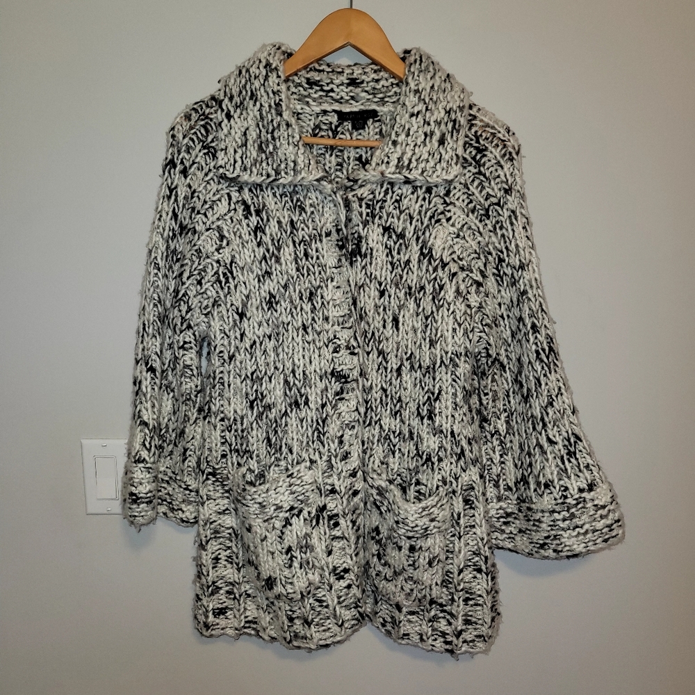 Parkhurst Black and White Knit Sweater